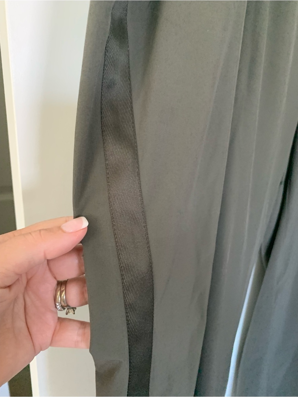 Athleta Nolita women’s sage green Wide-Leg Pants - Picture 6 of 8